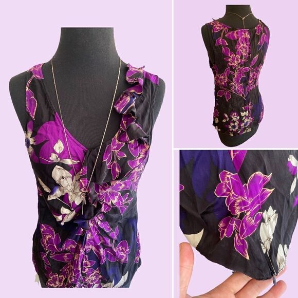 Tahari Sleeveless Top    - Picture 1 of 15